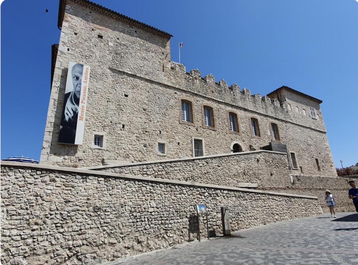 Vue Mer Et Remparts. Entre Vieille Ville Et Plages Antibes Dış mekan fotoğraf